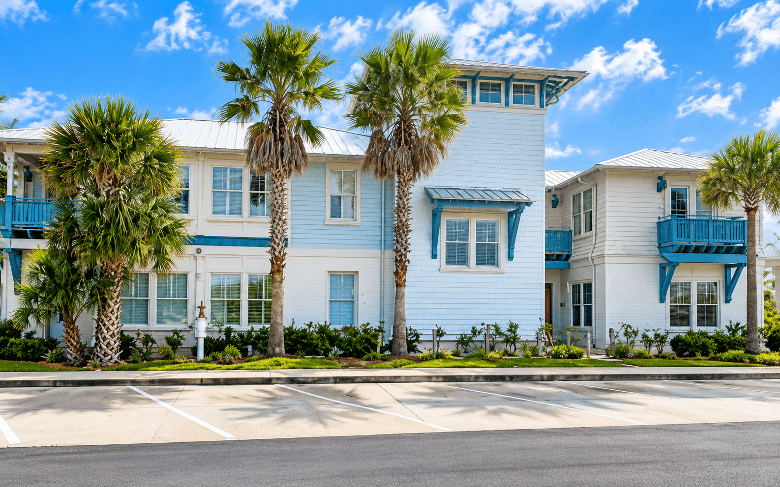 Coastal-style residential property in Jacksonville Beach, FL